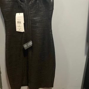 Beautiful Black Dress Size Small but fits like a M-L if you want a snugg fit